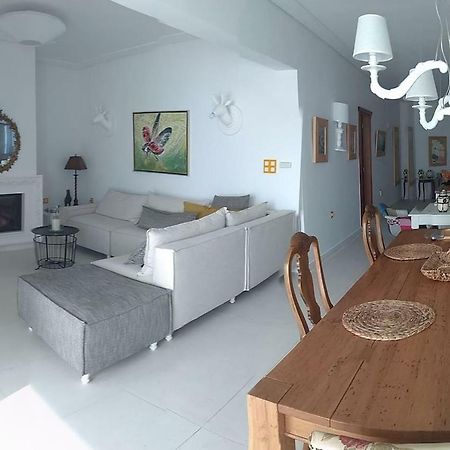 Loutraki Μοναδικής Θέσης Διαμέρισμα Στη Θάλασσα Kültér fotó